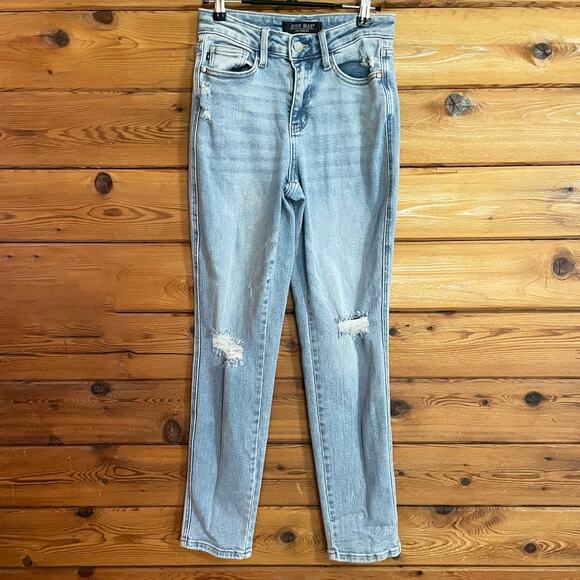 Judy Blue Star Struck Mid Rise Cuff Boyfriend Jeans Size 1/25 - Picture 1 of 8